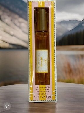 Victoria's Secret Amalfi Eau de Perf Travel